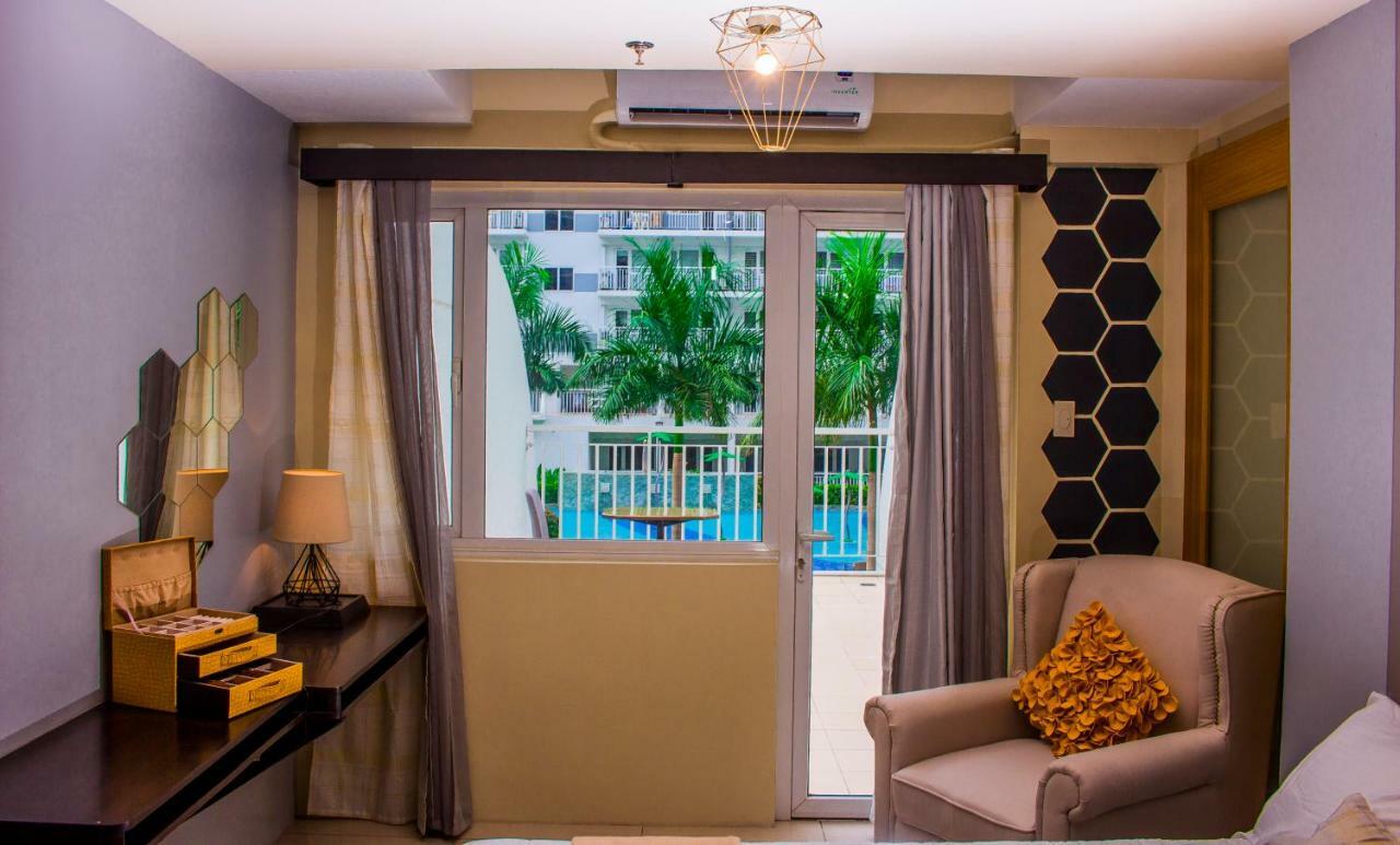 Usp Suites At Shell Residences Pasay Bagian luar foto