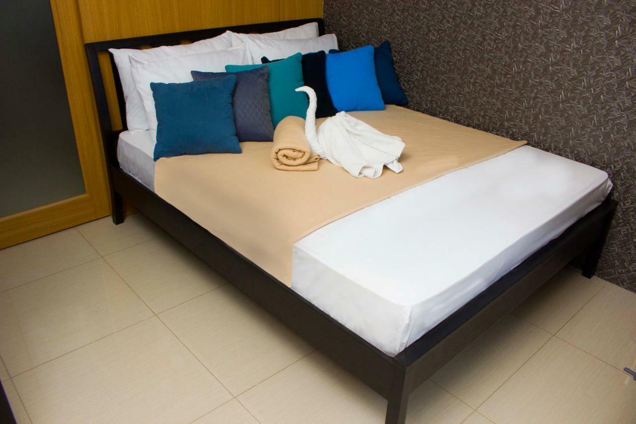 Usp Suites At Shell Residences Pasay Bagian luar foto